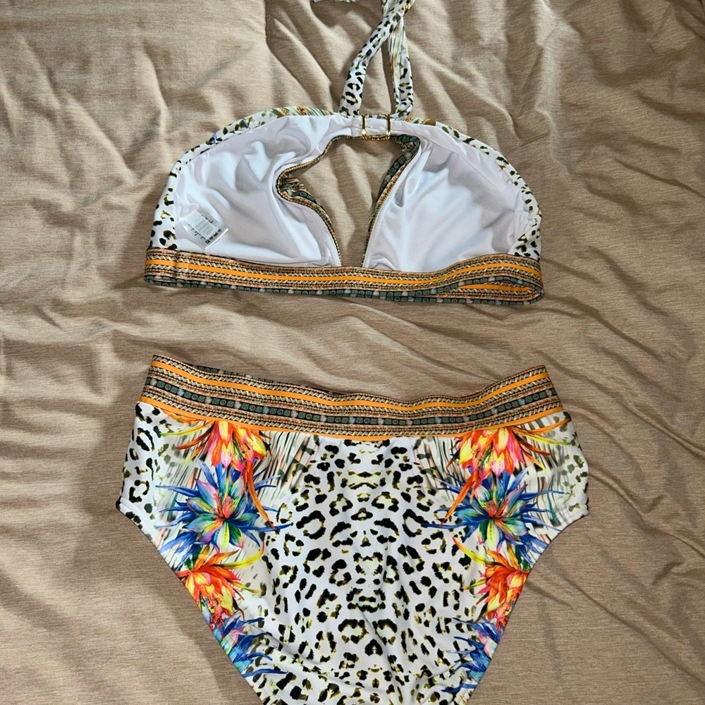 NWOT Venus women’s bikini - Picture 2 of 5